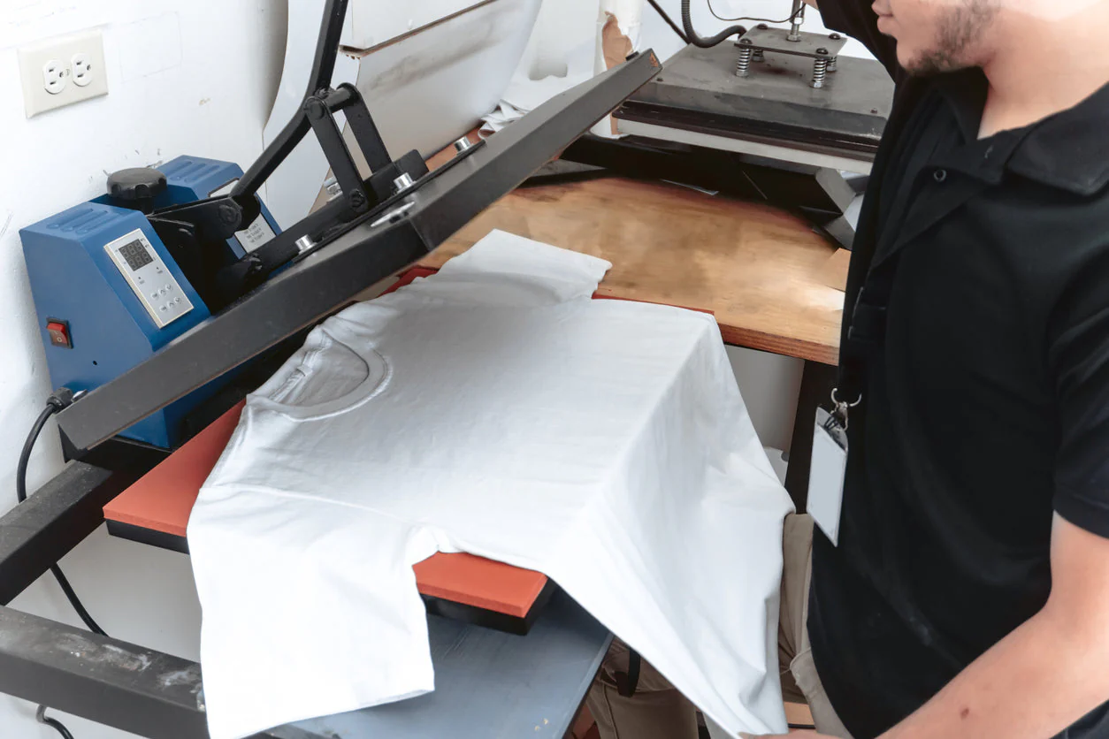 custom t shirt printing Dubai